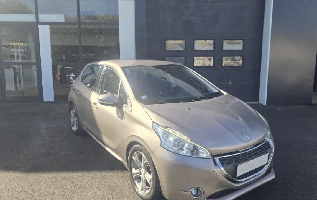 PEUGEOT 208 1.6 E-HDI FAP ALLURE 5P
