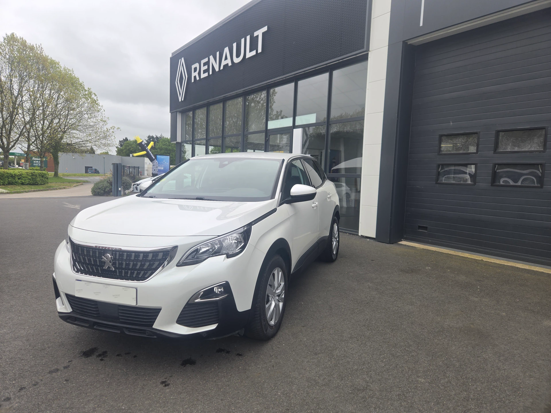 Peugeot 3008 1.6 BlueHDI 120 Active Business - blanc