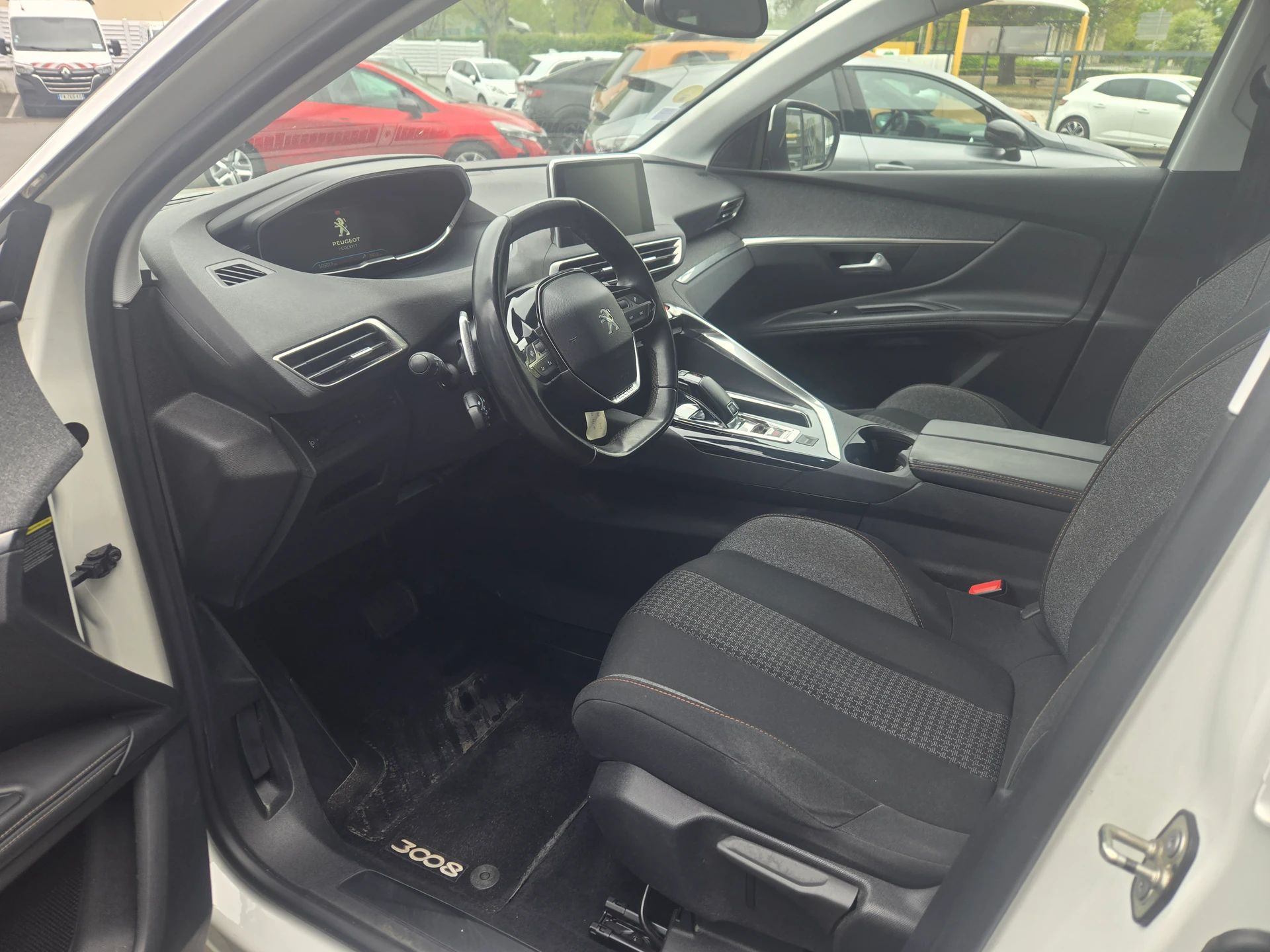 Peugeot 3008 1.6 BlueHDI 120 Active Business - blanc - seconde vue
