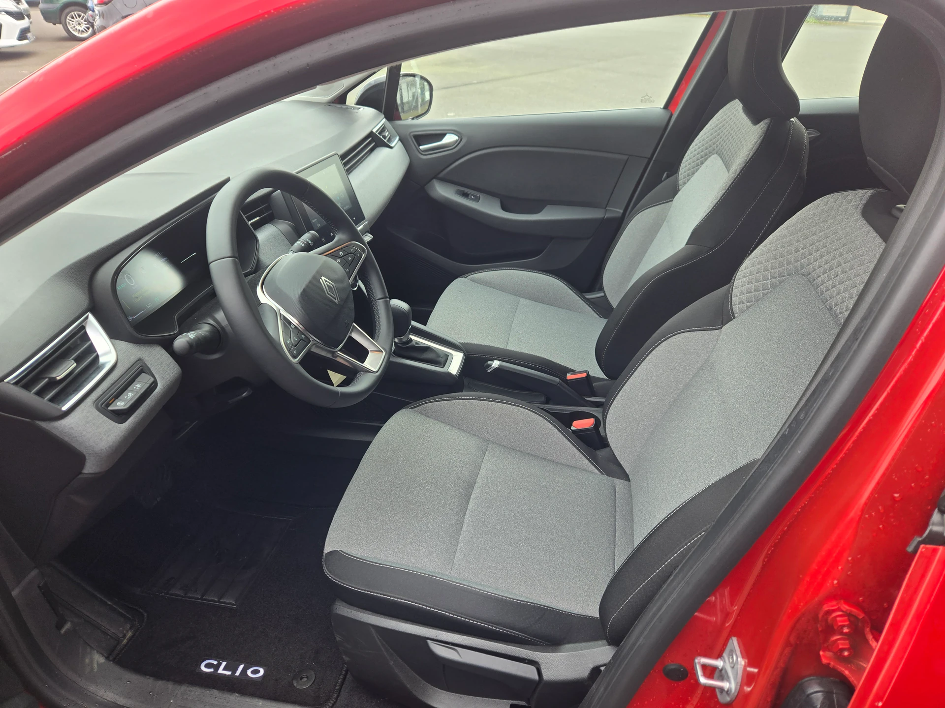 Renault Clio V e-tech Full Hybrid Evolution - rouge - seconde vue